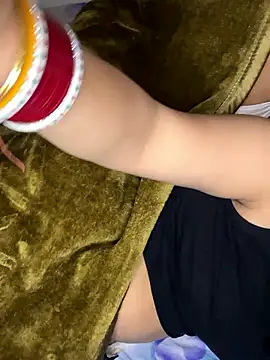 Mickeyminni88 élő XXX-chatje