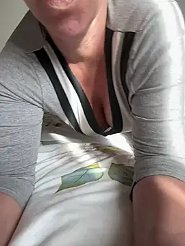 sweetmystery1's Live XXX Chat