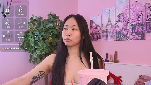 Inari_Okami_'s Live XXX Chat