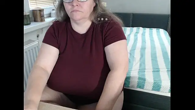 Sweetboobs: απευθείας συνομιλία ΧΧΧ