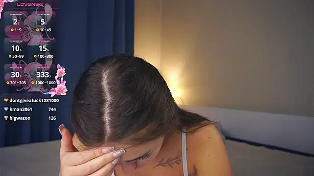 LoraDavi's Live XXX Chat