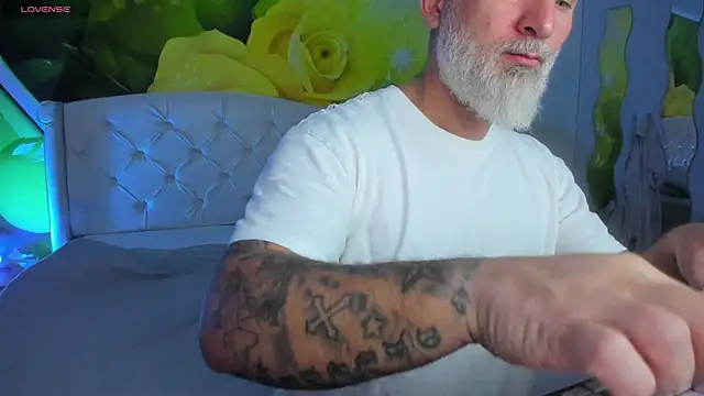 دردشة BlowMyXXL الجنسية المباشرة