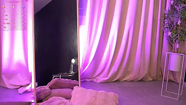 firesbomb777's Live XXX Chat