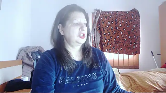 ExtasyMature's Live XXX Chat