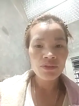 nangmo's Webcam Show