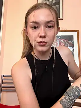 MilaMoone Adlı Modelin Web Kamerası Şovu