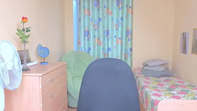 Chat +18 de Margo_Moll ao vivo