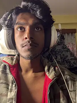 RavenKisses' Live XXX Chat