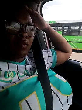 CuteHoney92's Live XXX Chat