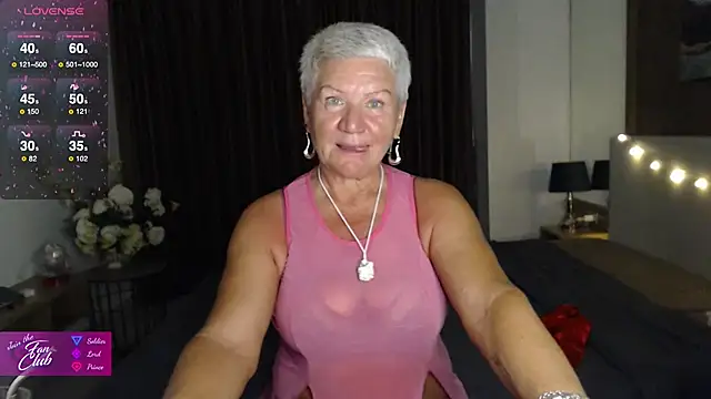 roxana_brooks' Live XXX Chat