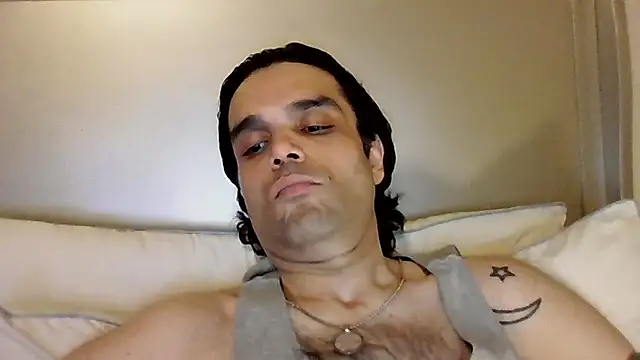 XXX chat uživo modela StuntingSpunMarine69