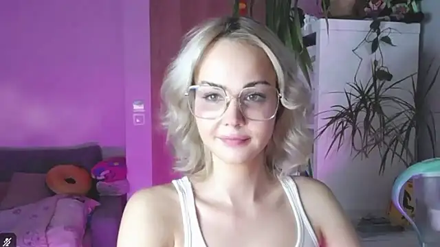 LexiexPlay Live XXX Chat