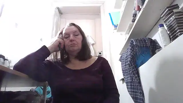 AnnaLive570's Live XXX Chat