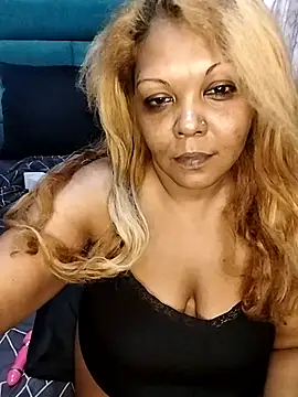 hemilynthomas2467's Live XXX Chat