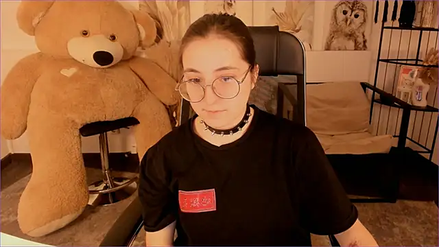 XXX chat uživo modela VirtuallVoyant