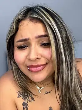 ashley-swift-'s Live XXX Chat