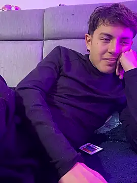 NaytonFreeman's Live XXX Chat