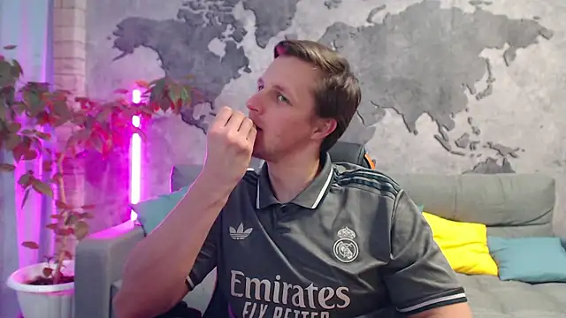 VikingChrisss' Live XXX Chat