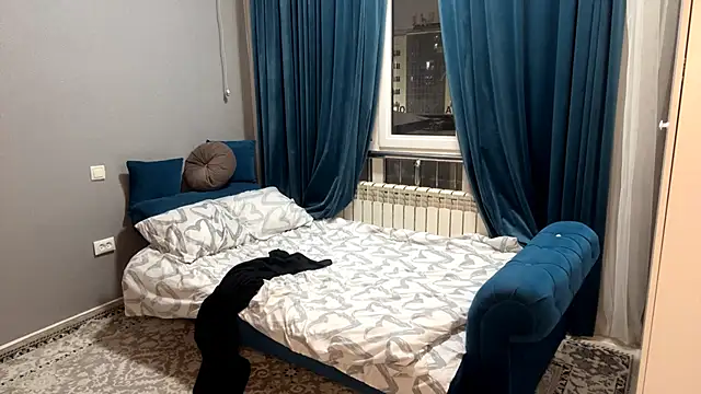 Ur_neighbor_Kira 라이브 XXX 채팅