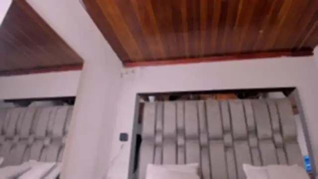 NikkySmiith élő XXX-chatje