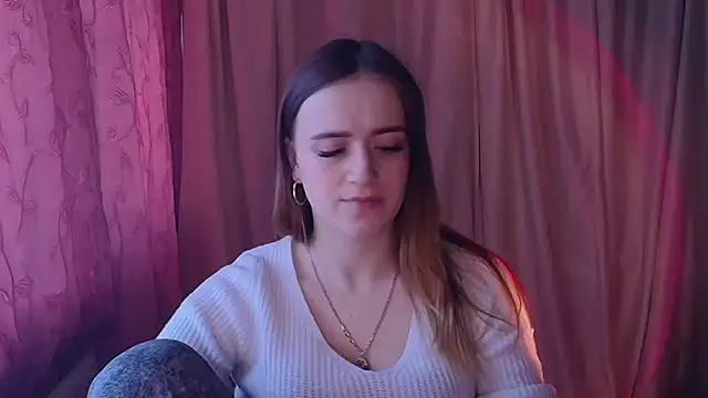 Illa_May's Live XXX Chat