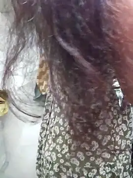 yashu_04's Live XXX Chat