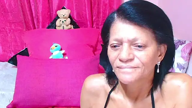 SLUTTYROXY's Live XXX Chat