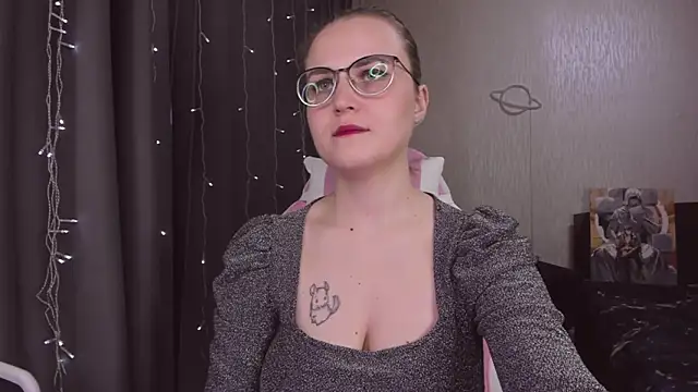 MissBrightShine's Live XXX Chat