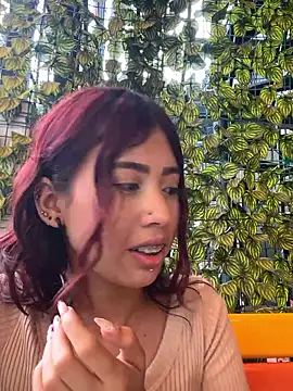 Czat XXX na żywo – CamiTeaseX_