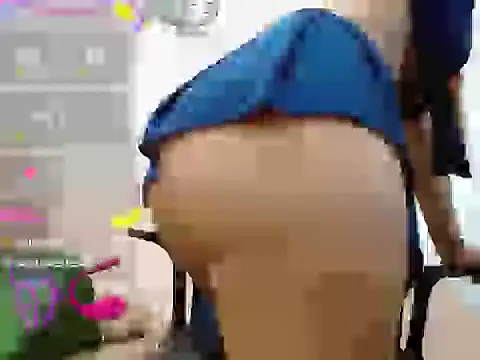 miss_tinnymafe's Live XXX Chat