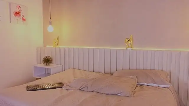 Aida_moreno's Webcam Show