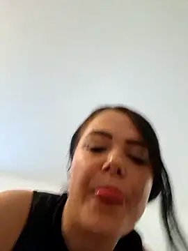 Xladycharme's Live XXX Chat