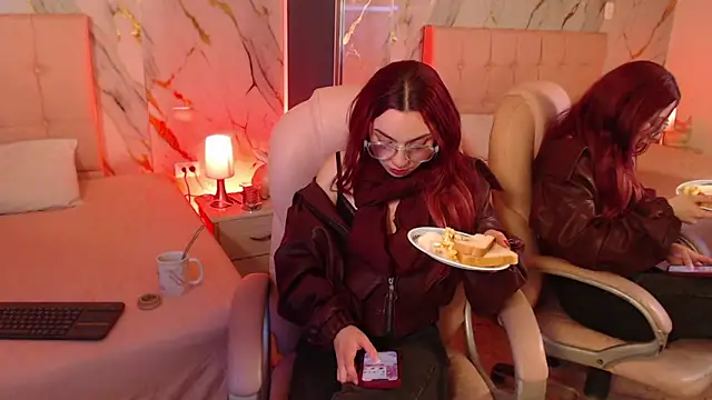 Red_kytty6's Live XXX Chat