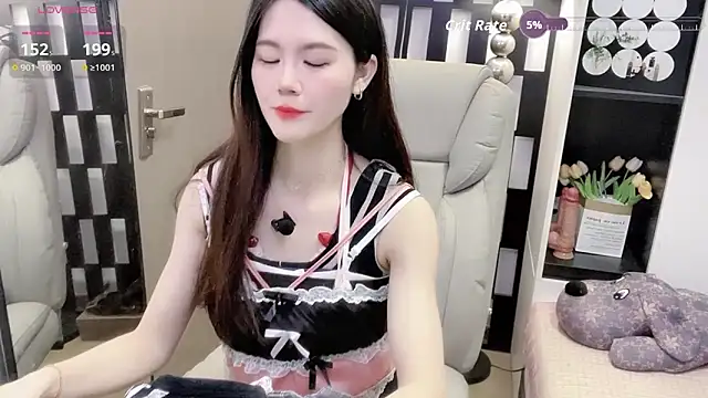 Yueyue-MM's Live XXX Chat