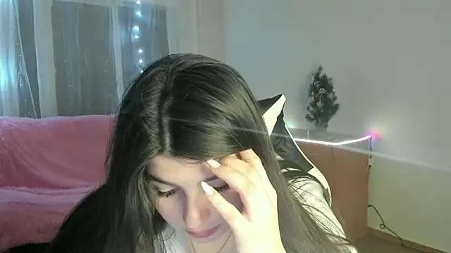 KisaModel's Live XXX Chat