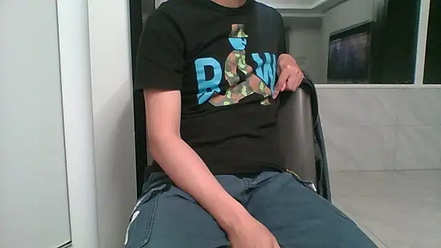 nole_china7's Live XXX Chat