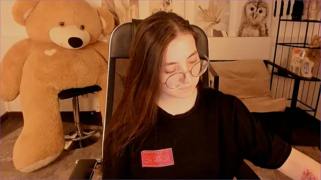 VirtuallVoyant's Live XXX Chat