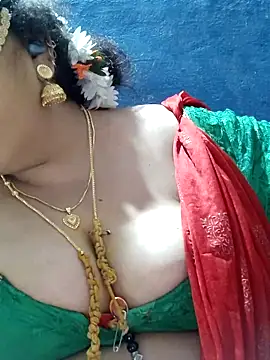 tamilthanushri's Live XXX Chat