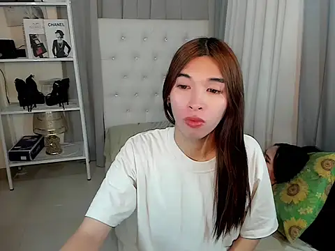 Yourdreamgoddess: απευθείας συνομιλία ΧΧΧ