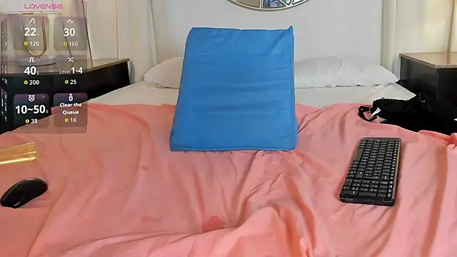 Bambi_cutee live XXX chat