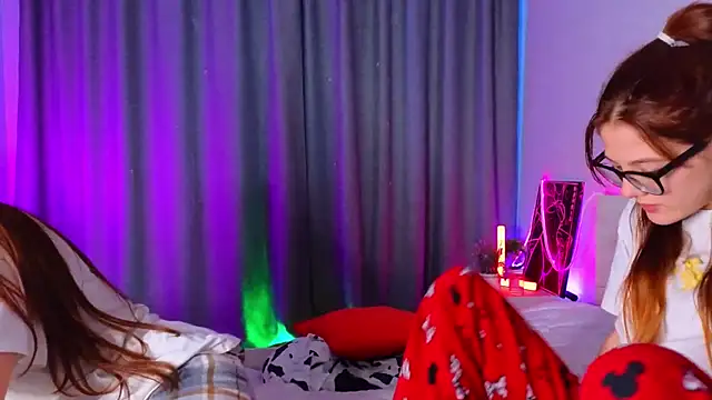 MargaretMorris' Live XXX Chat