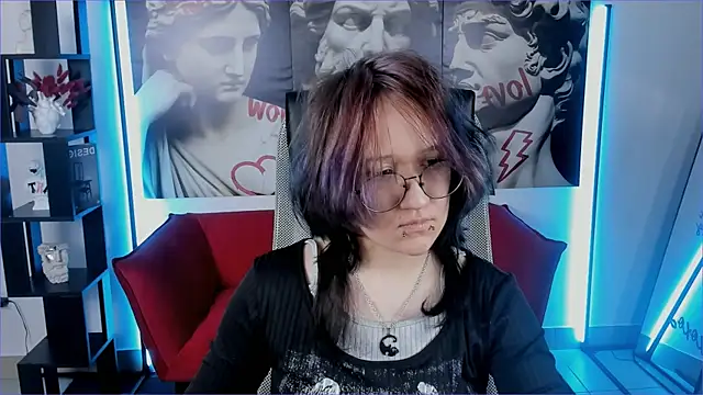 Sylvia_Reed's Live XXX Chat