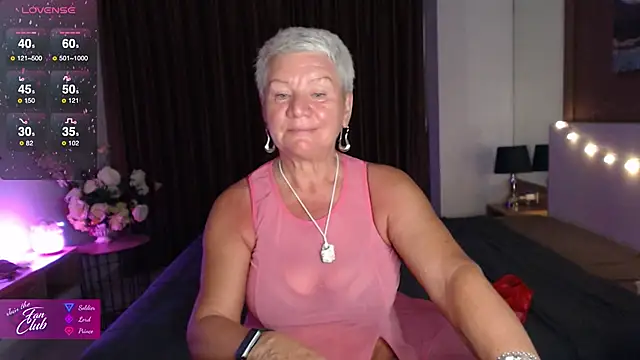 Chat +18 de roxana_brooks ao vivo