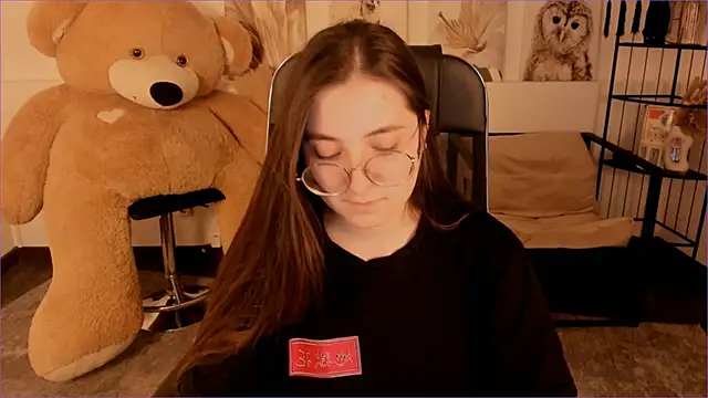 VirtuallVoyant's Live XXX Chat