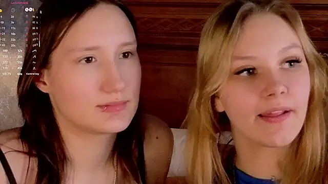 ElissaGlod Chat XXX live