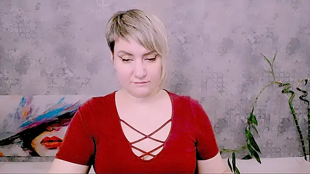 Djullia's Live XXX Chat