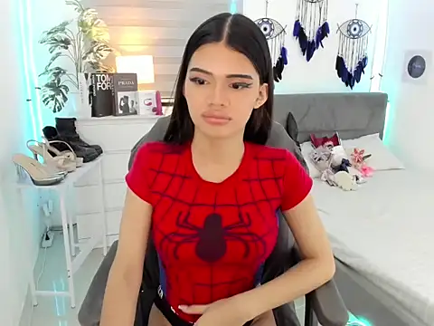 tstoni_talks' Webcam Show