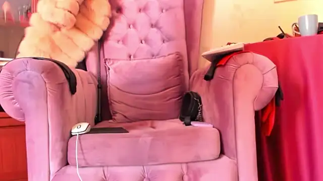 Czat XXX na żywo – LadyLeather