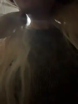 Chat XXX en directo de Milkyy_wway