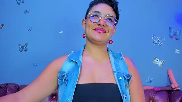 Kaira_mosse's Live XXX Chat